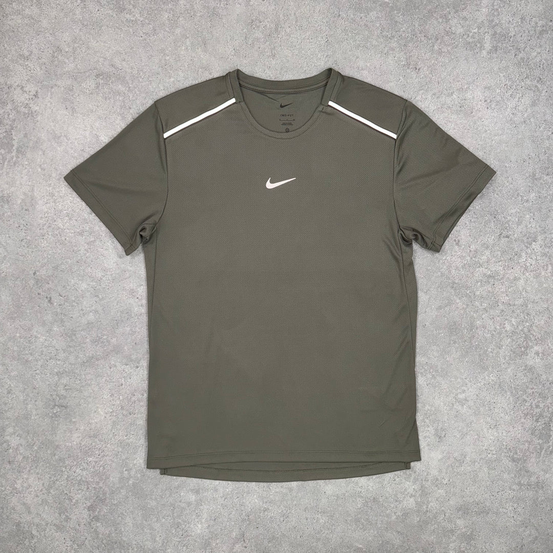 Nike Performance (Green)