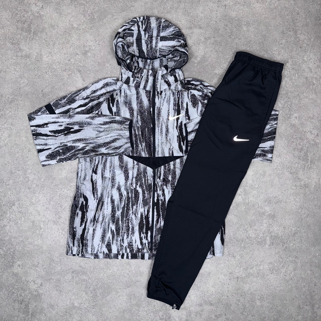 Nike Zebra Set