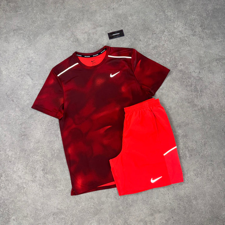 Nike Run Division Duo Set – Hyper Crimson x Team Red