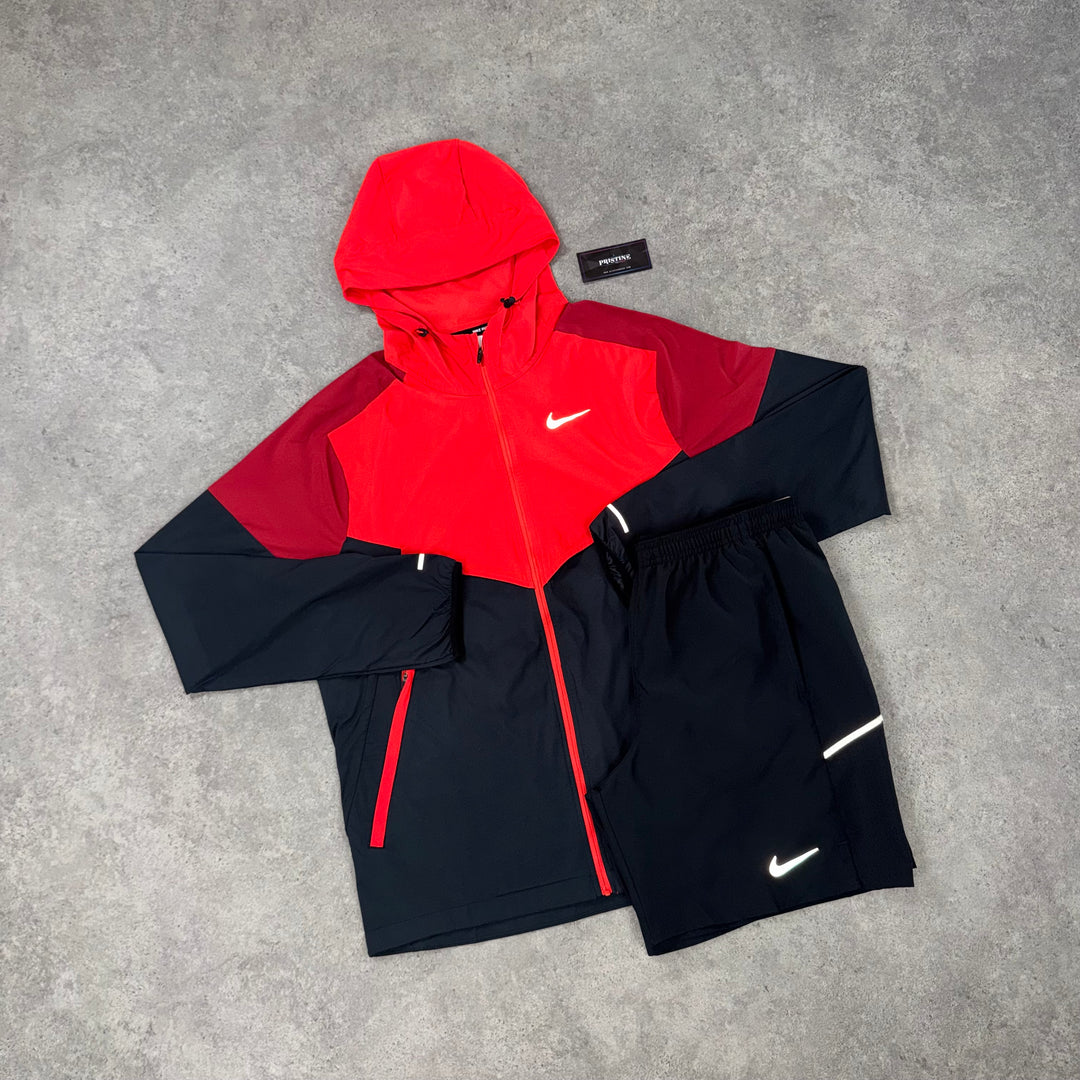 Nike Run Division Twin Set – Hyper Crimson x Black