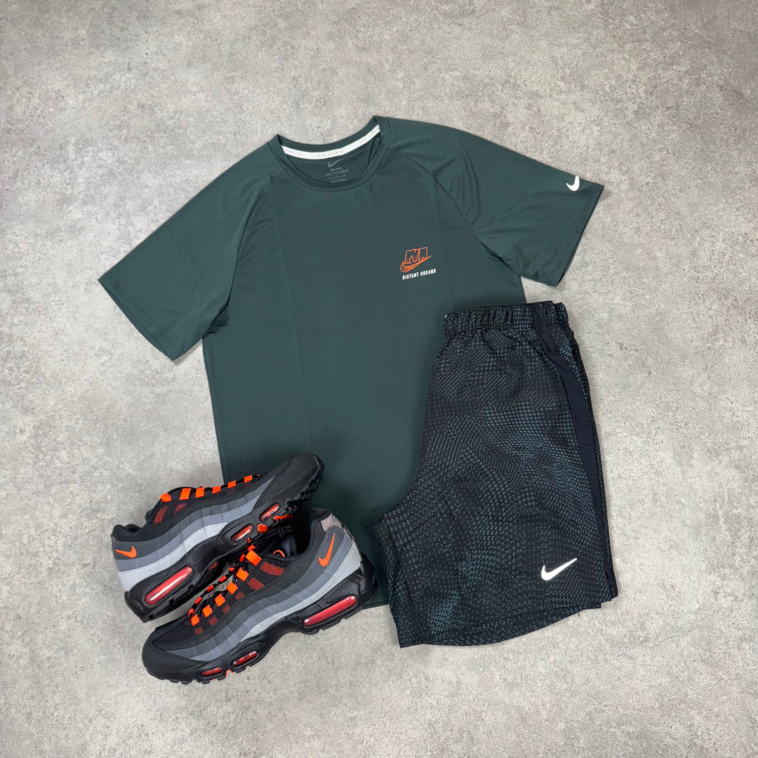 Nike Distant Dreams Set – Abyss x Ember