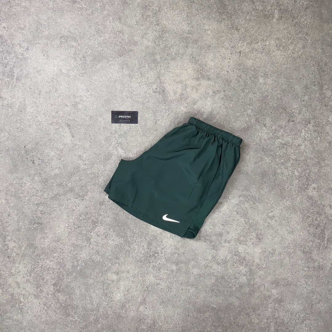 Nike Challenger Shorts – Forest Green