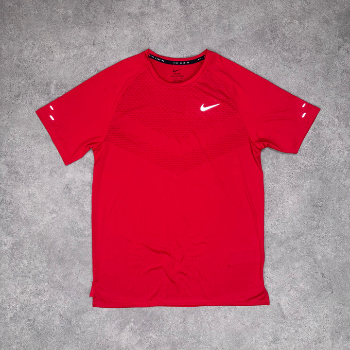 Nike Stride T-Shirt (Red)