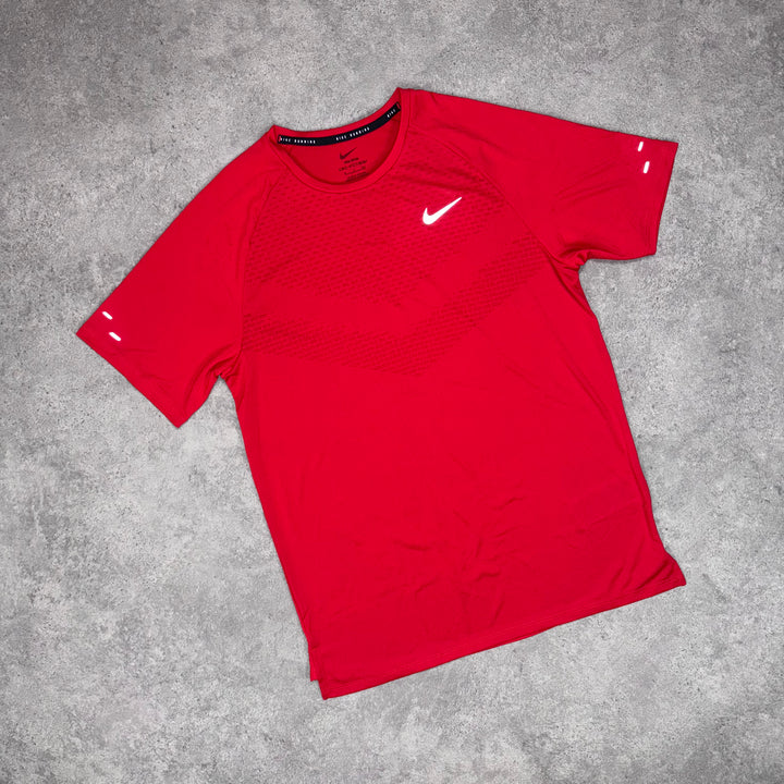 Nike Stride T-Shirt (Red)