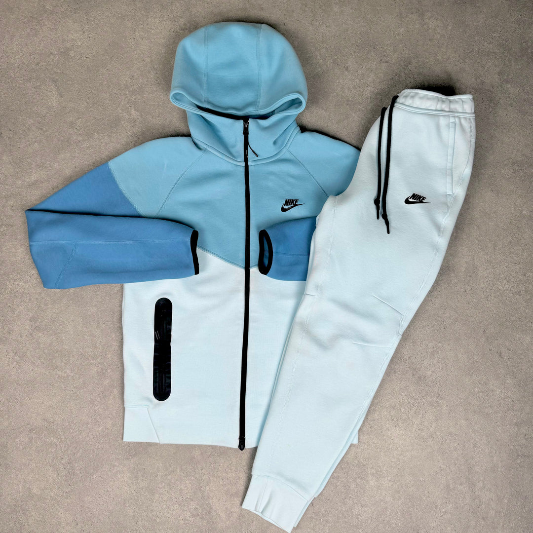 トップス 00s nike tech nylon setup silver blue Nike Tech Fleece (blue) – Pristine Moda