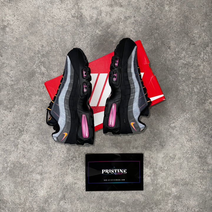 Nike Air Max 95 (Black/Pink)