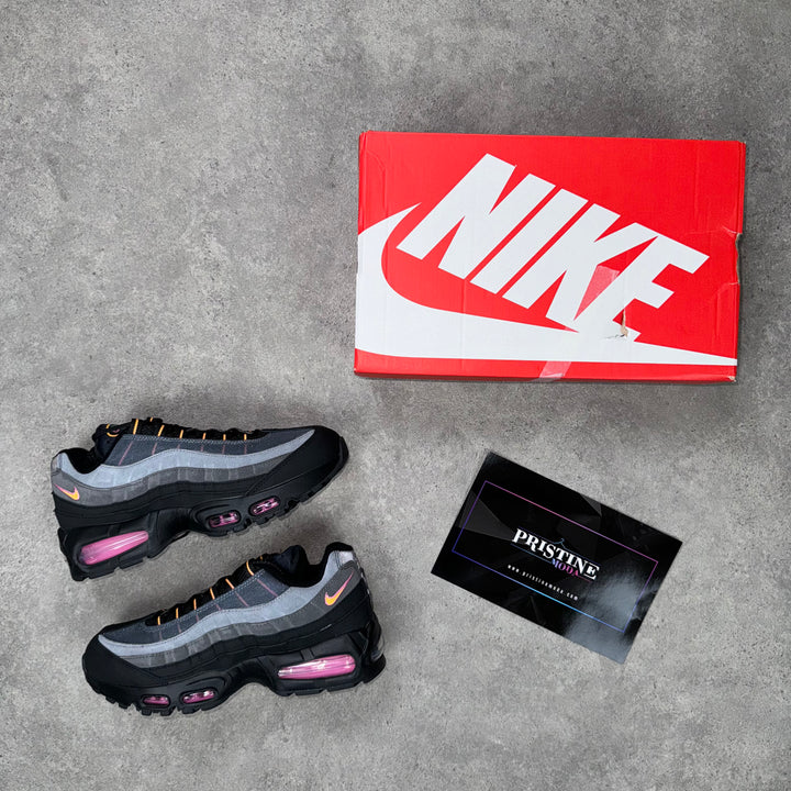 Nike Air Max 95 (Black/Pink)