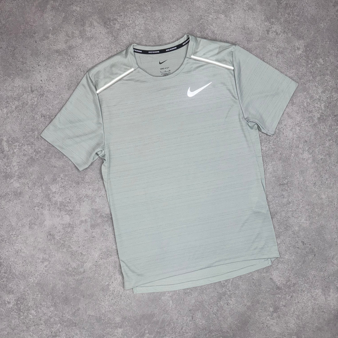 Nike Miler (Pale Green)