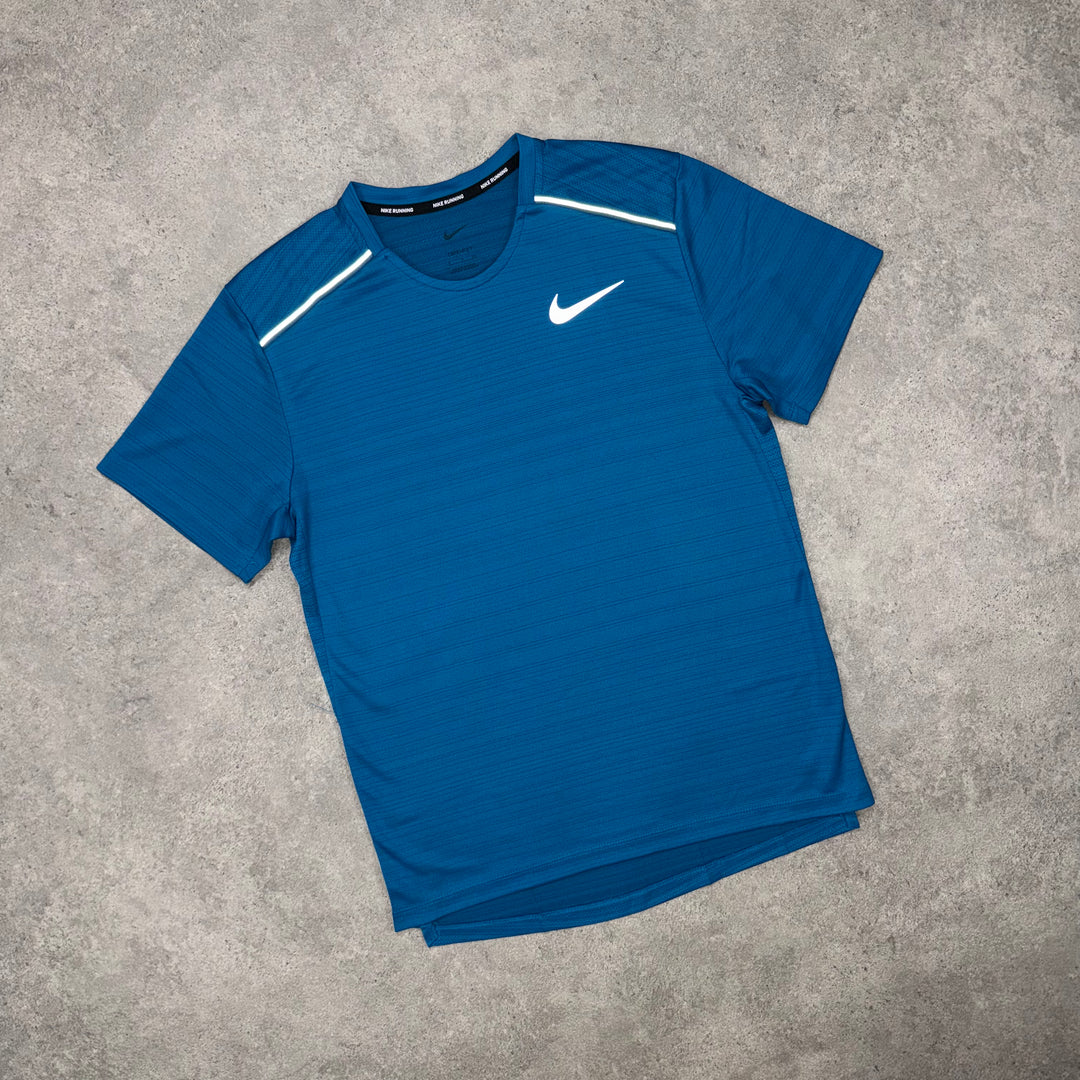 Nike Miler – Abyss