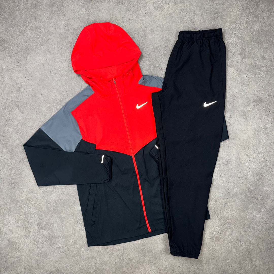 Nike Windrunner Set – Signal Red x Anthracite x Black