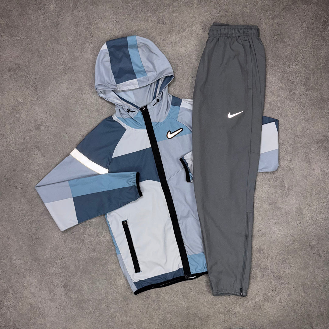Nike Patchwork Twin Set – Glacier Block x Storm Grey